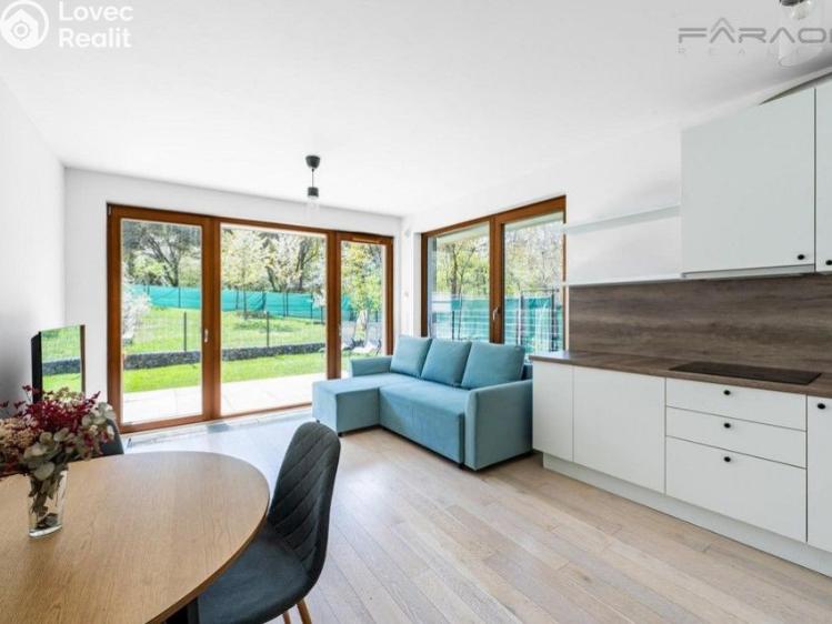 Продажа квартиры 2+KK Praha, Naskové č. 5