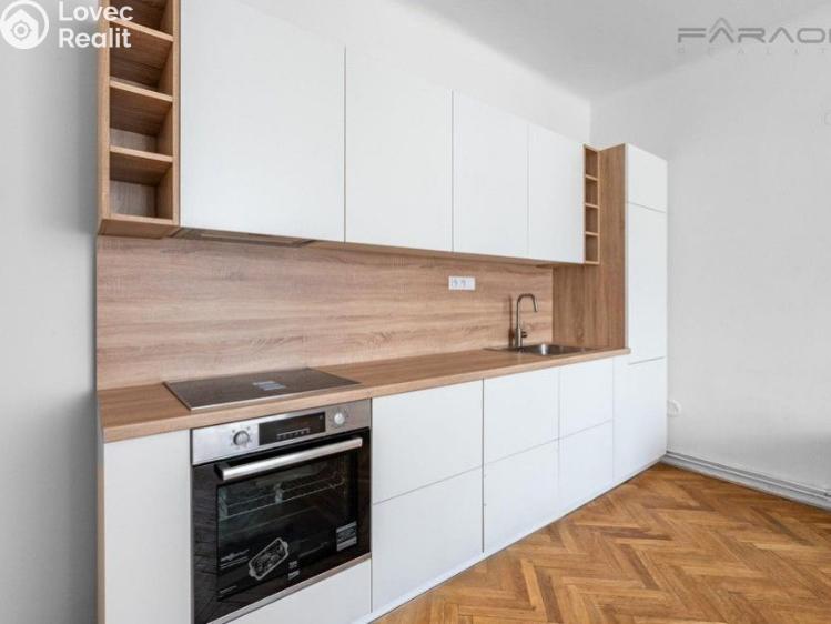 Prodej bytu 3+KK Praha, Sokolovská č. 1