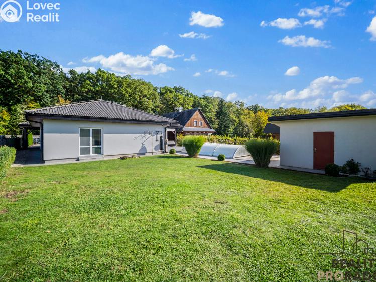 Продажа семейного дома Choltice č. 4