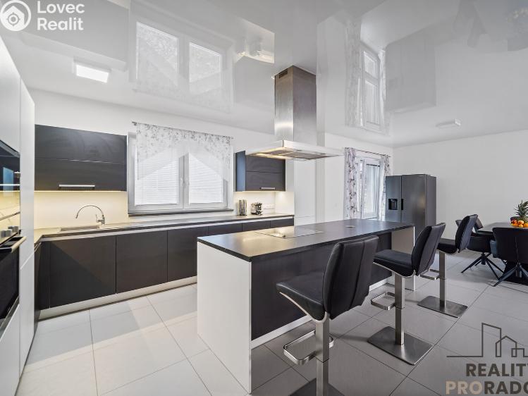 Продажа семейного дома Choltice č. 16