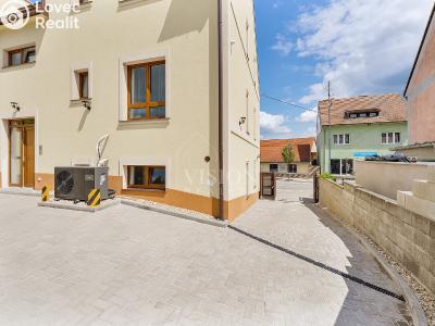 Продажа многоквартирного дома Netvořice, Hrubínova č. 40