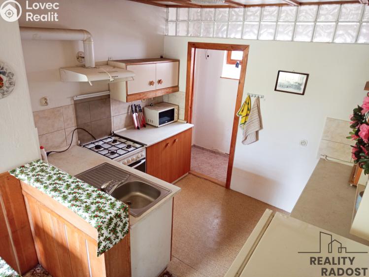 Sale family house Tetov č. 9