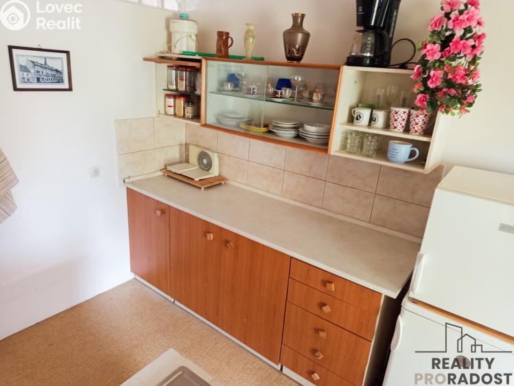 Sale family house Tetov č. 10