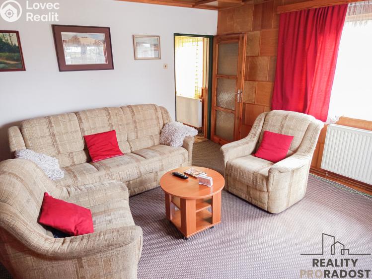 Sale family house Tetov č. 16