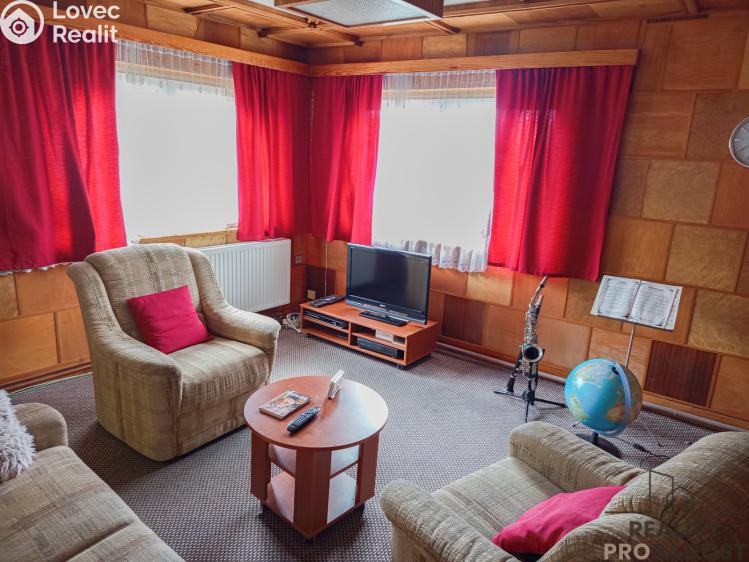 Sale family house Tetov č. 17