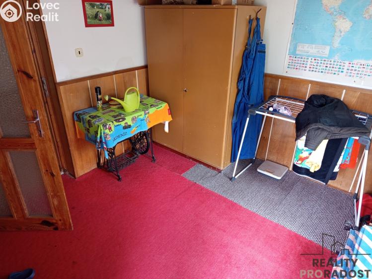 Sale family house Tetov č. 18