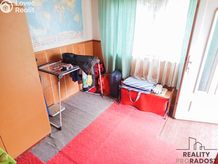 Sale family house Tetov č. 19