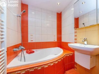 Оренда квартири 3+1 Praha, Weberova č. 9