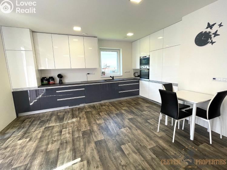 Rent family house Valy č. 1