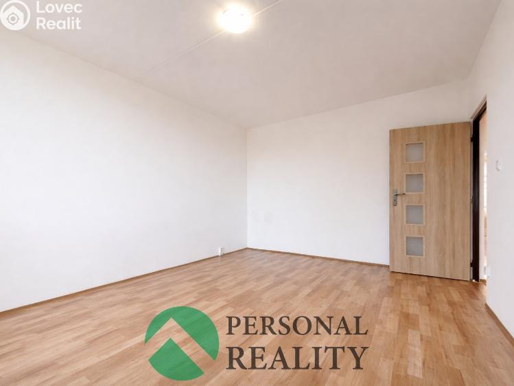 Аренда квартиры 4+1 Chomutov, Borová 5135 č. 14