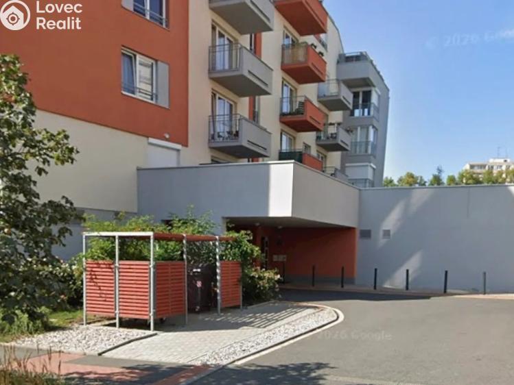 Pronájem garážového stání Praha, Toufarova č. 2