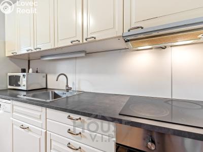 Prodej bytu 2+KK Praha, Jeseniova č. 1