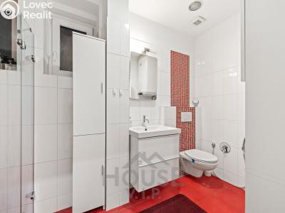 Prodej bytu 2+KK Praha, Jeseniova č. 3