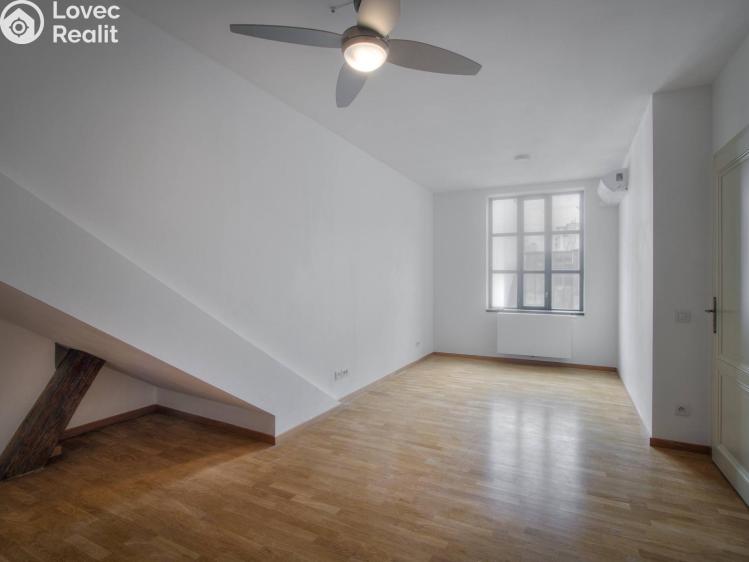 Аренда квартиры 2+KK Praha, Sokolovská 88/91 č. 6