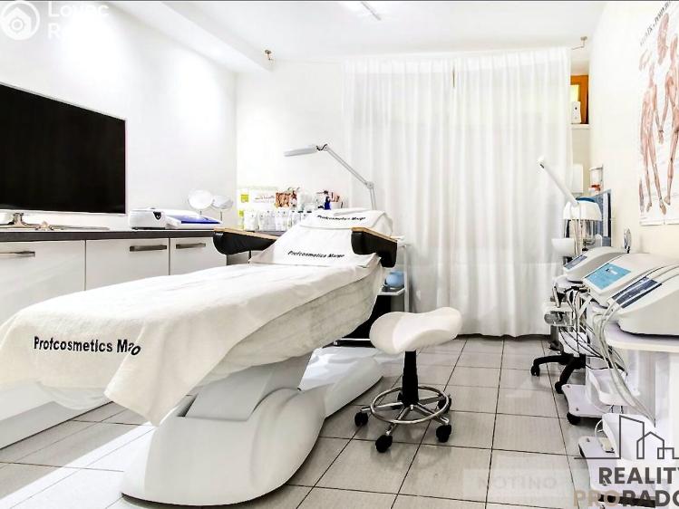 Prodej obchodního prostoru Praha, Jeseniova 2851/32 č. 5