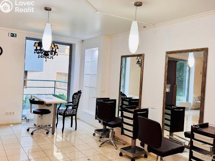 Prodej obchodního prostoru Praha, Jeseniova 2851/32 č. 11