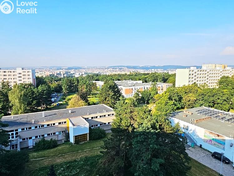 Prodej bytu 3+1 Brno, Brechtova č. 9