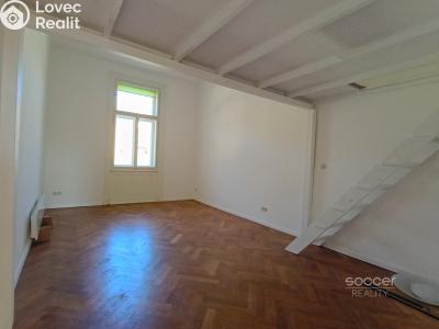 Pronájem bytu 2+KK Praha, Všehrdova č. 3