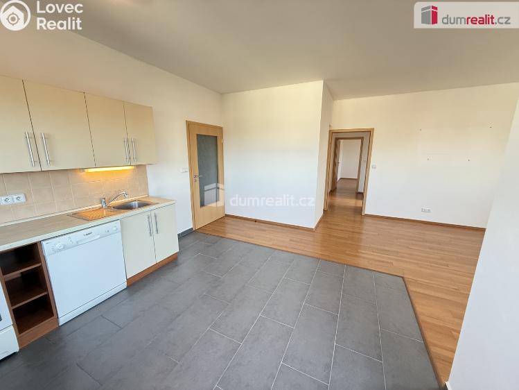 Pronájem bytu 3+KK Praha 13, Přeučilova č. 1