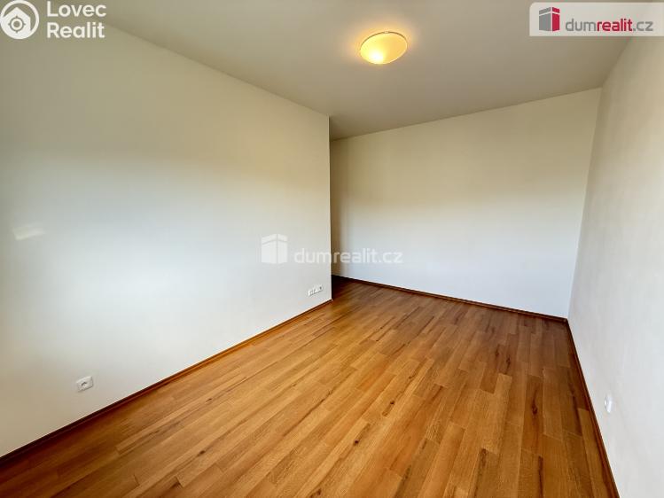 Pronájem bytu 3+KK Praha 13, Přeučilova č. 6