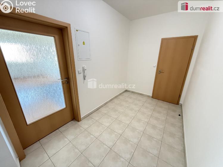 Pronájem bytu 3+KK Praha 13, Přeučilova č. 12