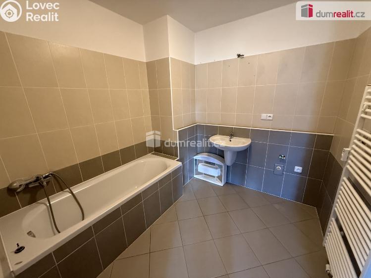 Pronájem bytu 3+KK Praha 13, Přeučilova č. 14