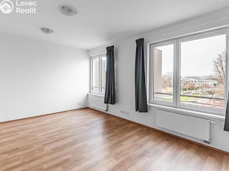 Pronájem bytu 1+KK Praha, Na Maninách č. 7