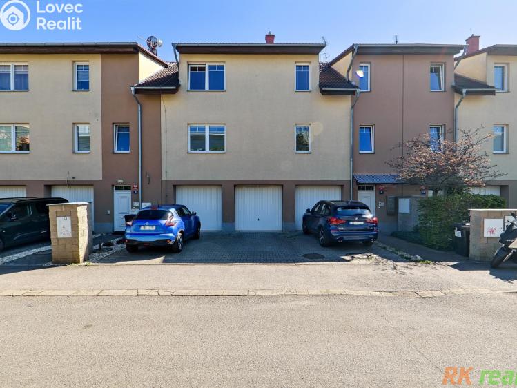 Prodej bytu 3+1 Praha, Nad Ryšánkou č. 2