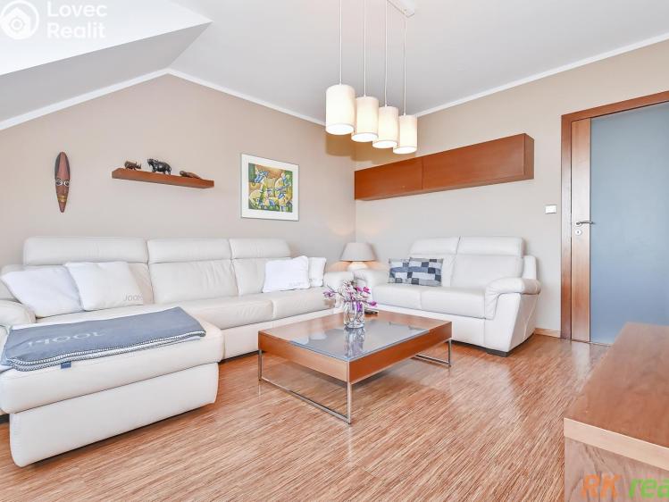 Prodej bytu 3+1 Praha, Nad Ryšánkou č. 19