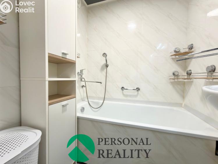 Prodej bytu 3+1 Jirkov, Mládežnická 1635 č. 4