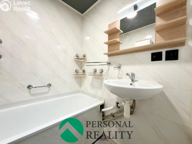 Prodej bytu 3+1 Jirkov, Mládežnická 1635 č. 24