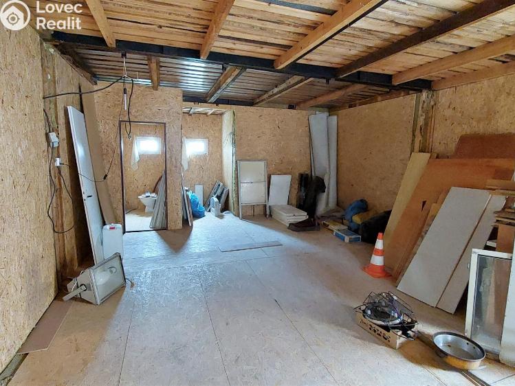 Rent commercial properties Valašské Meziříčí, Husova č. 5