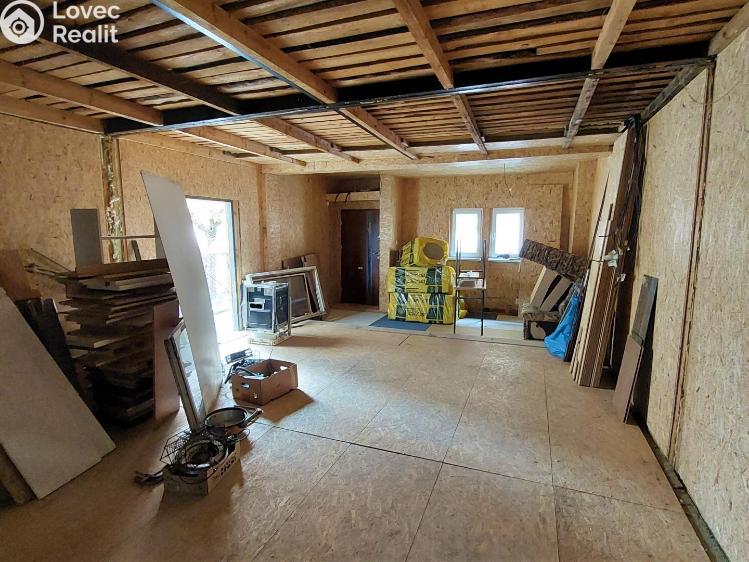 Rent commercial properties Valašské Meziříčí, Husova č. 8