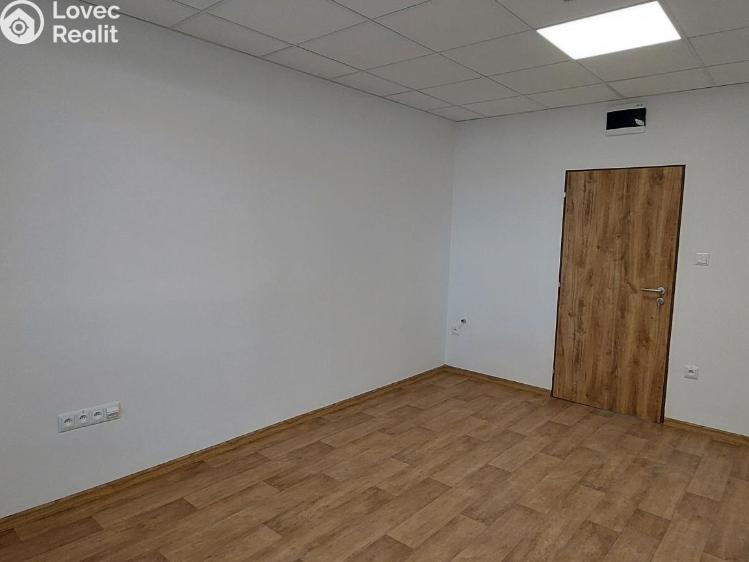 Pronájem kanceláře Valašské Meziříčí, Hranická č. 3