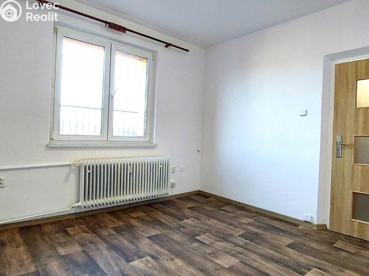 Pronájem bytu 1+KK Valašské Meziříčí, Zašovská č. 24