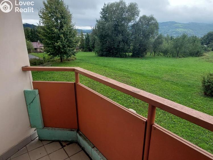 Pronájem bytu 1+KK Valašské Meziříčí, Luční č. 7