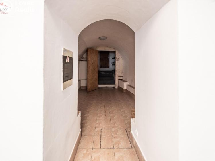 Prodej obchodního prostoru Valašské Meziříčí, Mostní č. 7