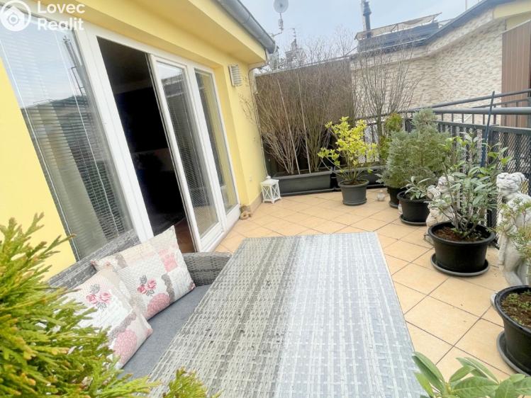 Pronájem bytu 3+KK Praha, Zborovská č. 34