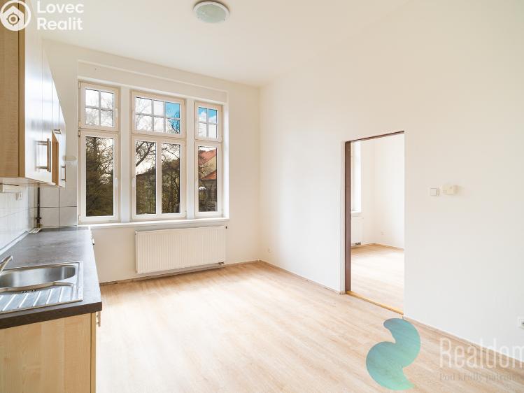 Sale apartment building Strakonice, Husova č. 13