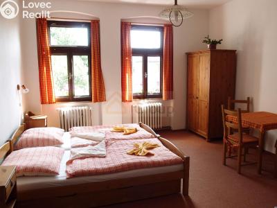 Продаж багатогенного будинку Horní Blatná, Krátká č. 15