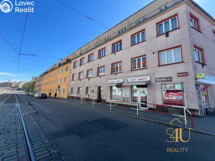 Prodej bytu 2+KK Praha, Průběžná č. 15