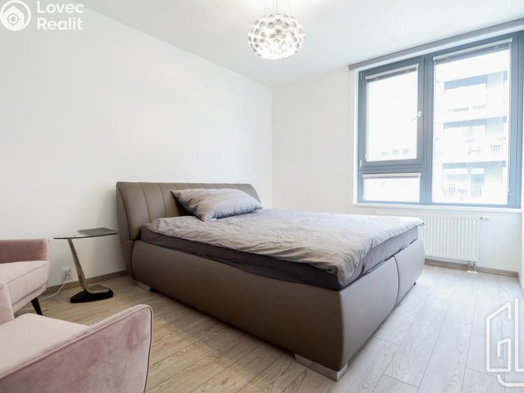 Prodej bytu 3+KK Praha, Sokolovská 694/100a č. 10