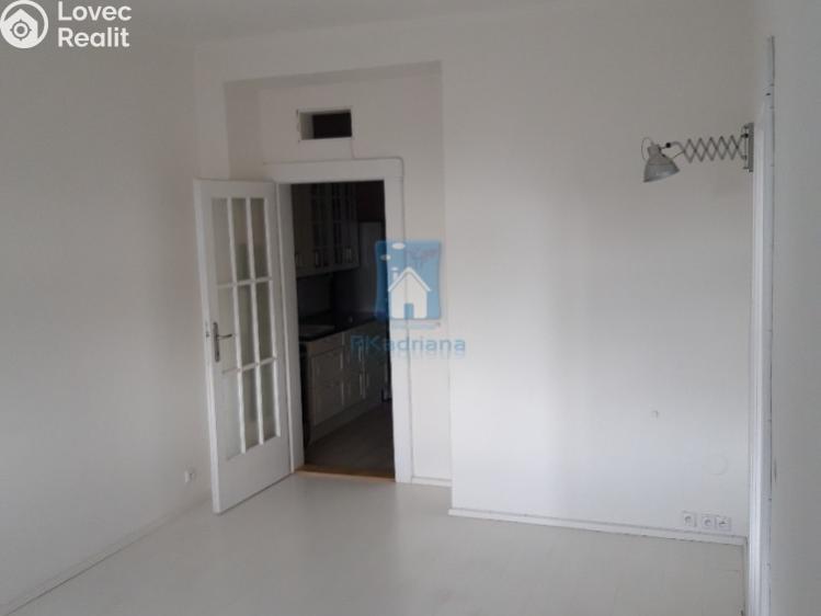 Pronájem bytu 2+KK Praha, Prouzova č. 3