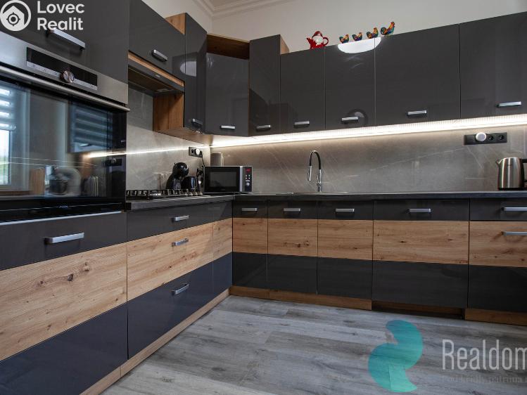 Продаж квартири 2+1 Karlovy Vary, Raisova 1189/12 č. 4