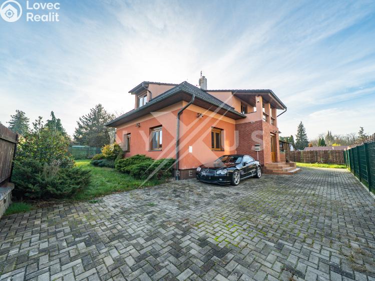 Prodej rodinného domu Ohrobec, Jarovská 58 č. 24