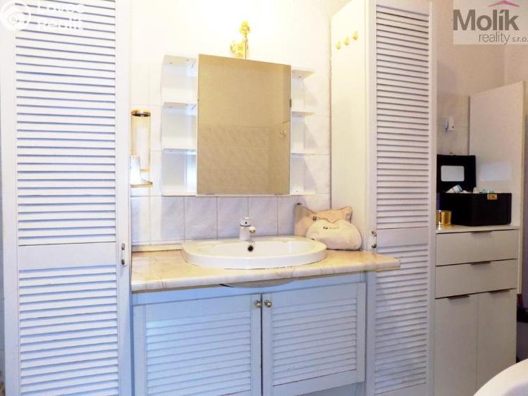 Prodej bytu 3+1 Teplice, Trnovanská 1296/40 č. 9