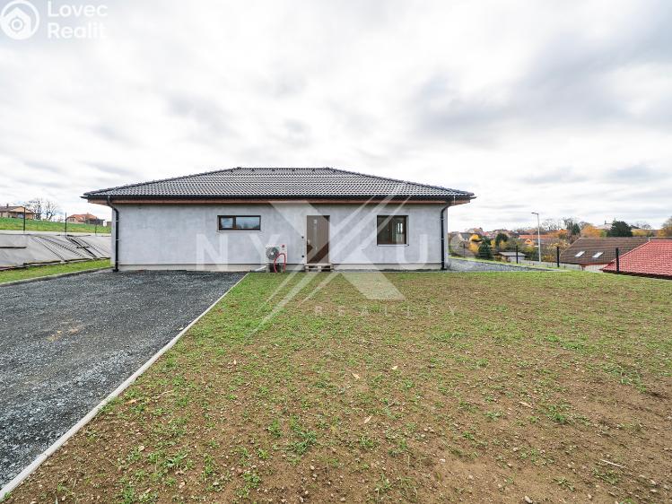 Prodej rodinného domu Pravonín, 166 č. 2