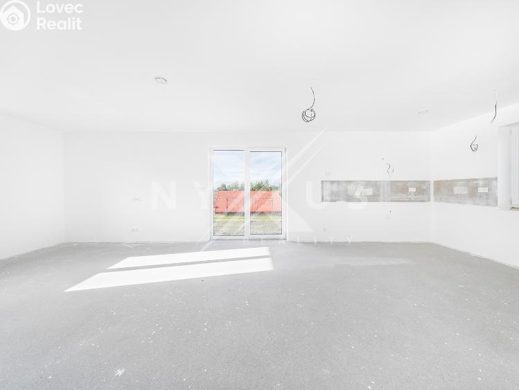 Prodej rodinného domu Pravonín, 166 č. 7