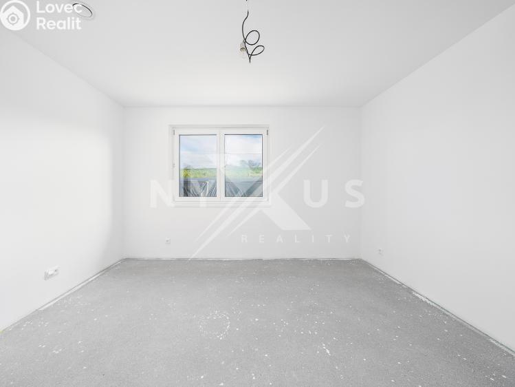 Prodej rodinného domu Pravonín, 166 č. 11