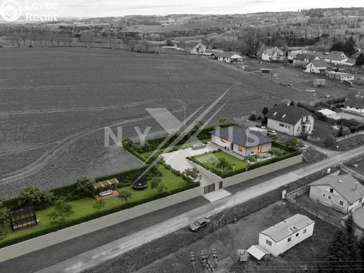 Prodej rodinného domu Pravonín, 166 č. 23